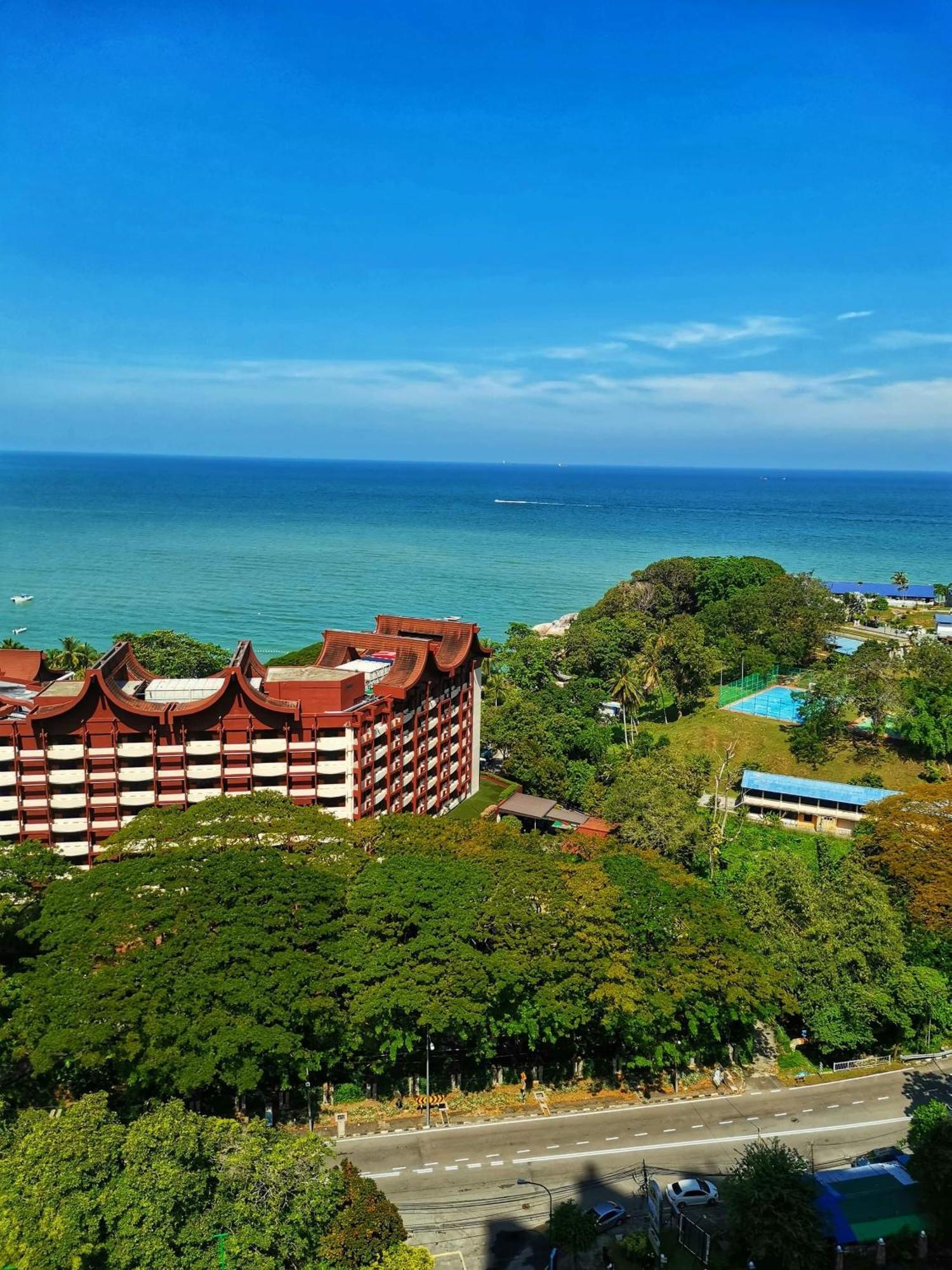 Airbnb At Sri Sayang Batu Ferringhi Beach 外观 照片